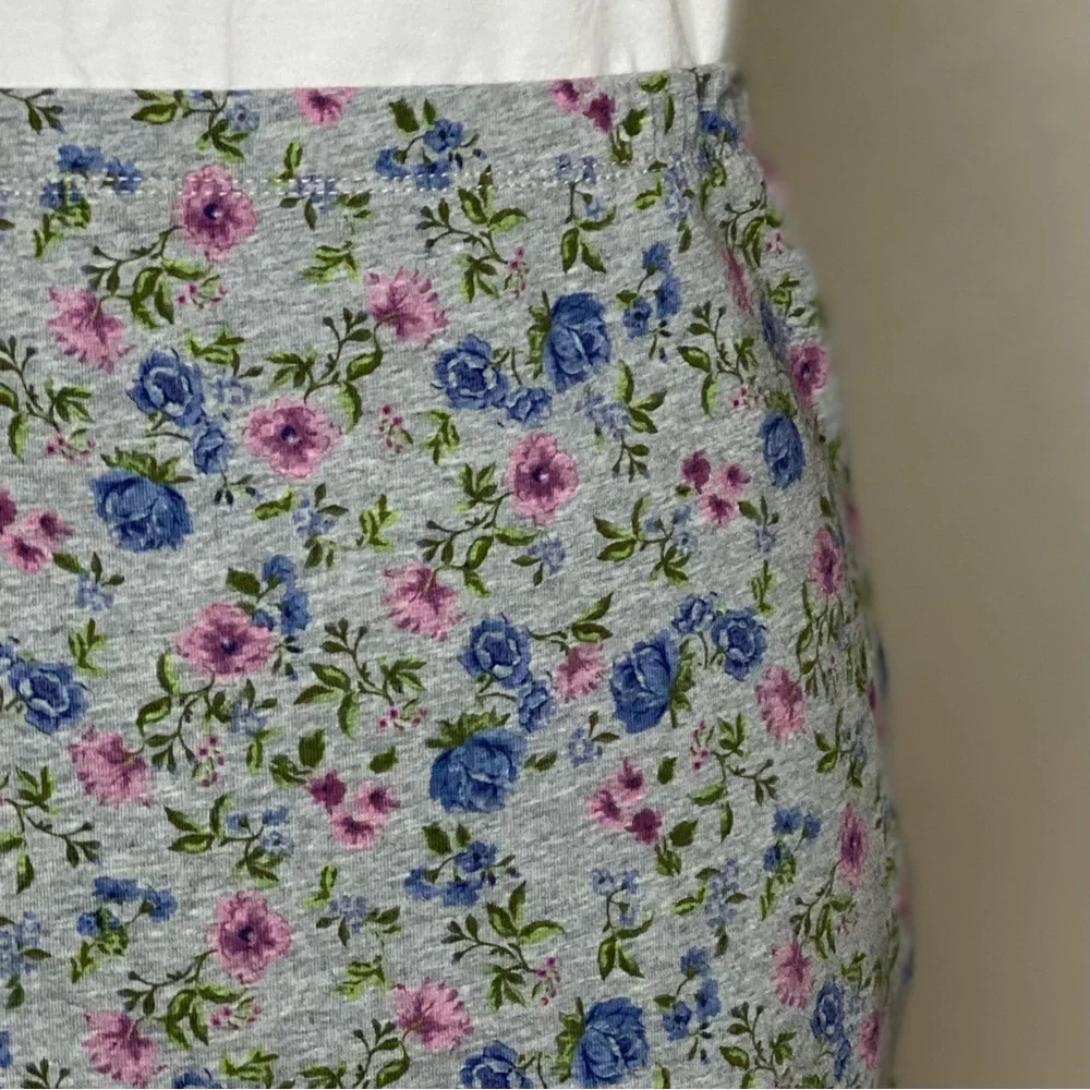 H&M Divided‎ Floral Miniskirt Women’s Size L